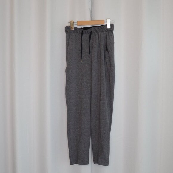 Lululemon On The Fly Pant 27" Heathered Black Sz 2 - Picture 3 of 8